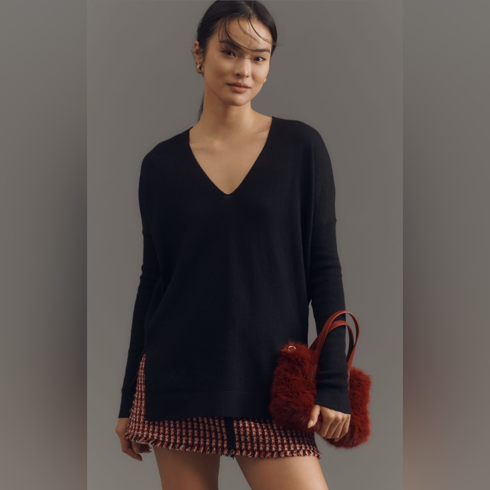 ✨ Anthropologie V-Neck Sweater Sz S